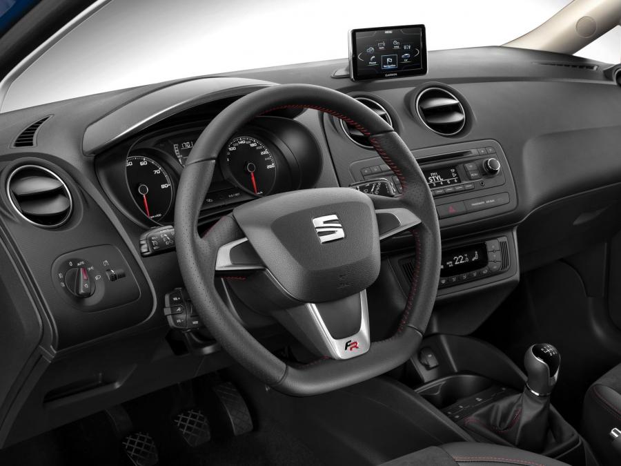  Seat Ibiza SC FR 2012 года  (фото 16 из 24)